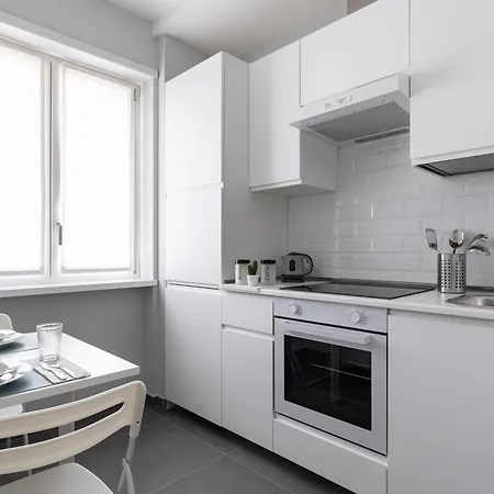 Corsoitalia64 Apartman *